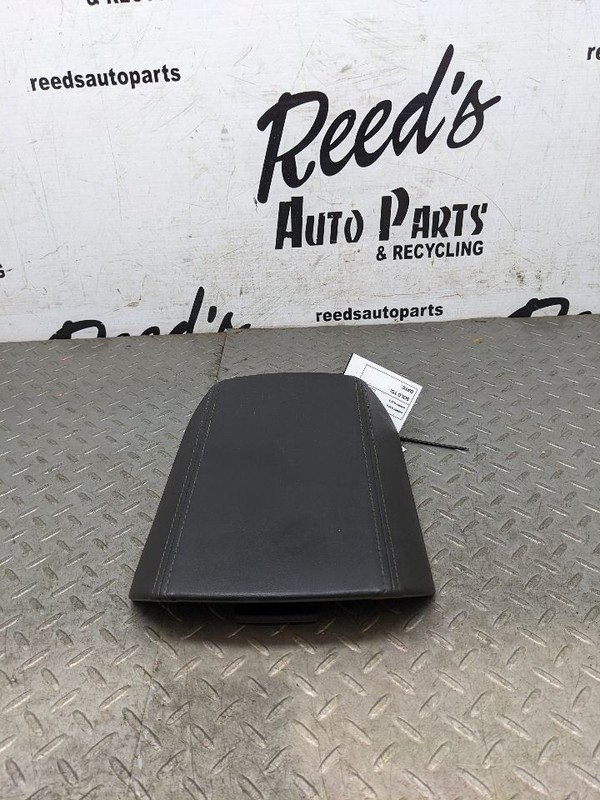2010-2015 Chevrolet Camaro Center Console Lid Armrest Arm Rest Black OEM 1185711