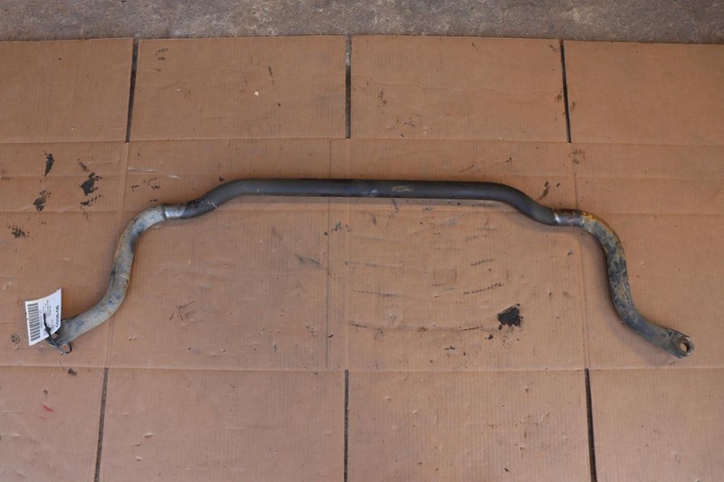 2007-2020 GMC YUKON 4WD FRONT STABILIZER ANTI ROLL SWAY BAR SUPPORT OEM