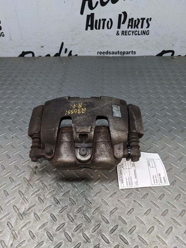 Passenger Caliper Classic Style 5 Lug Wheel Fits 12-20 DODGE 1500 PICKUP 1113126