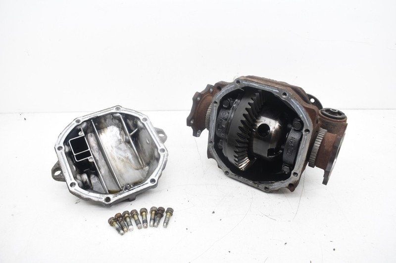 2004 Nissan 350Z Z33 Rear VLSD Differential Carrier 3.357 Ratio Auto OEM KW82