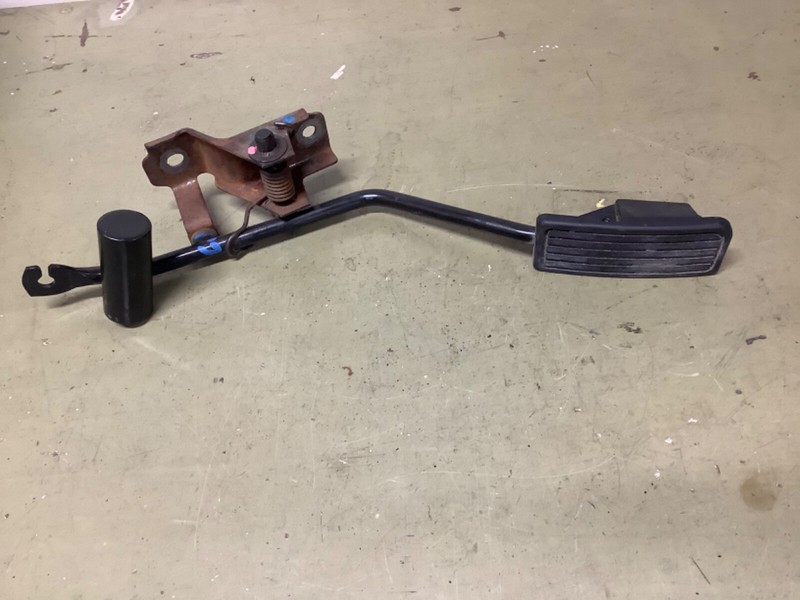 01-03 Acura TL S Type Gas, Throttle pedal assembly USED OEM