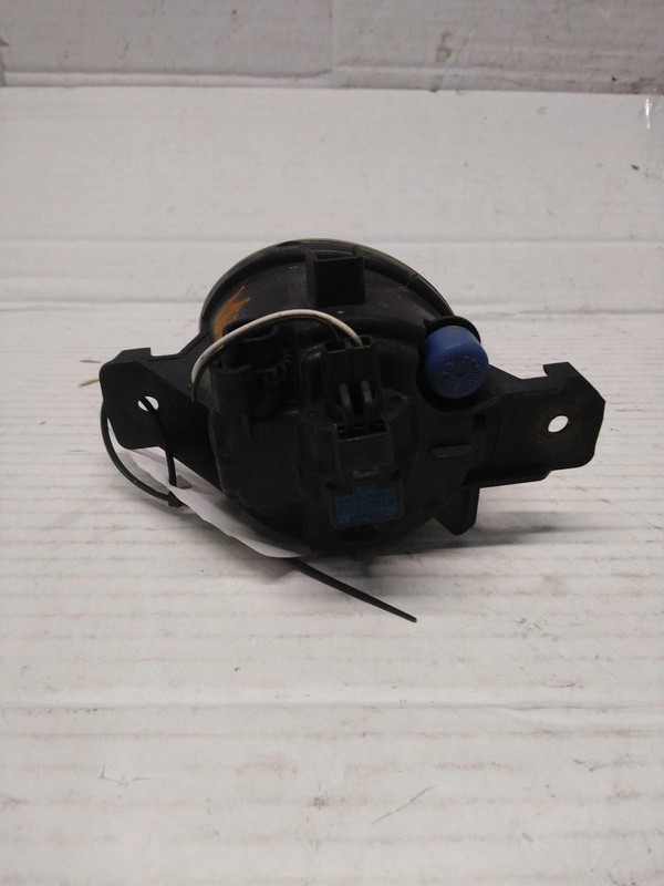 2015 Nissan Pathfinder Left Fog Light Assembly Grey 271268 Used 107K Miles