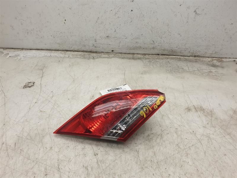 08 09 10 TOYOTA AVALON DRIVER LEFT TAIL LIGHT DECKLID 81560-07050