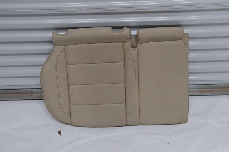 2010-2014 VW VOLKSWAGEN JETTA REAR SECOND ROW RIGHT SIDE LOWER CUSHION PAD OEM