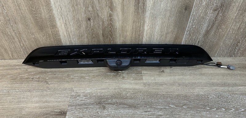 2020-24 FORD EXPLORER TAILGATE GARNISH W/ BACK UP CAMERA OEM LB5B-S42509-CL5UAW