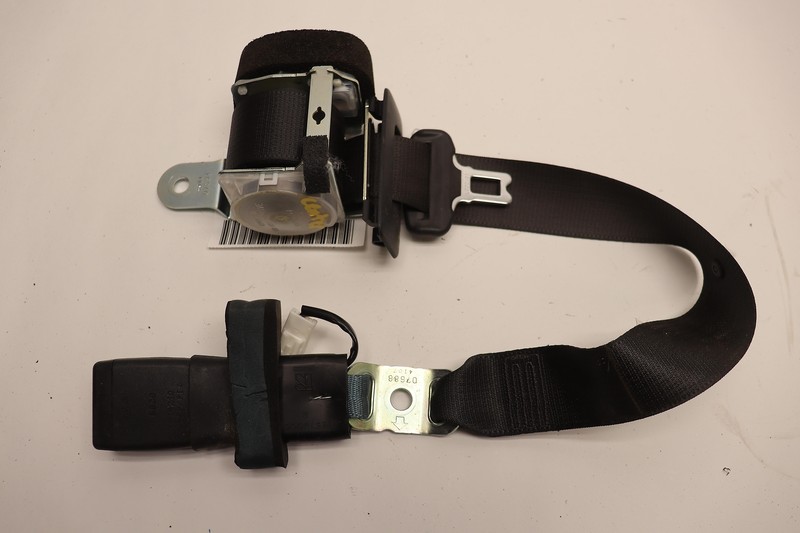 2014-2015 LEXUS GS350 REAR SECOND 2ND ROW CENTER SEAT BELT BLACK OEM