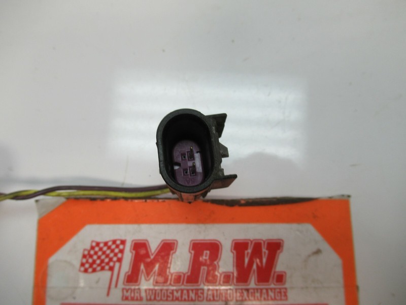 CRANKSHAFT SENSOR WIRE HARNESS WIRE PLUG CONNECTOR OFF fits 2.0L ENGINE SS MOTOR