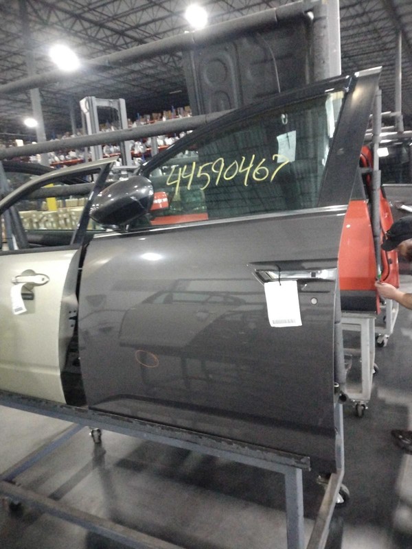 2015 Honda Odyssey Left Front Door Grey 4DR Van OEM Used Part 596446