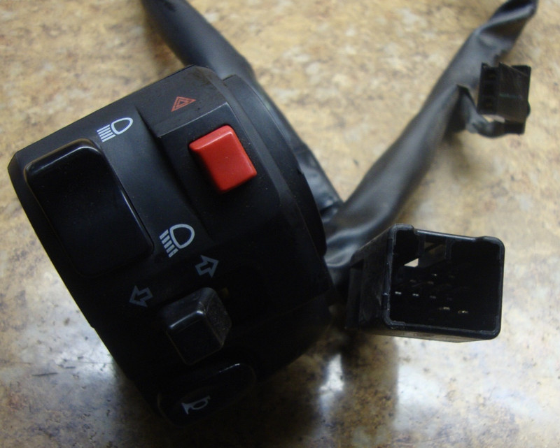 2013 Kawasaki Ninja EX650 EX 650 E 650E Left Switches Controls Turn Lights LH