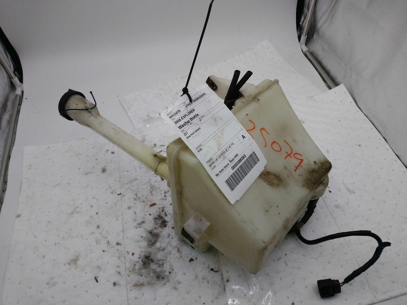 2006 Ford Explorer Washer Fluid Reservoir OEM Red 4.0L 157K Miles