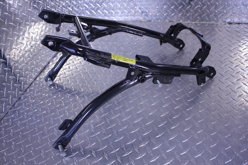 83 YAMAHA XV 920 VIRAGO REAR SUBFRAME SUB FRAME OEM XV920