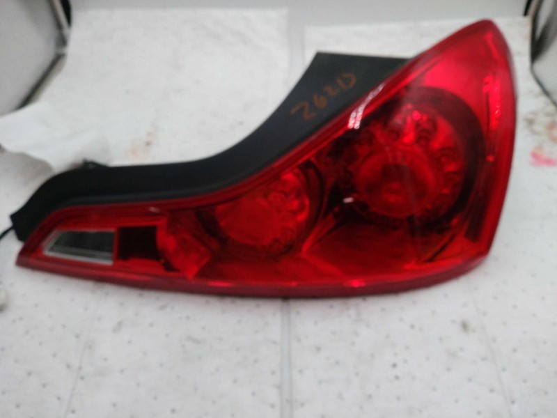 2013 INFINITI G37 Right Tail Light Assembly Black OEM Used 115069 202K Miles