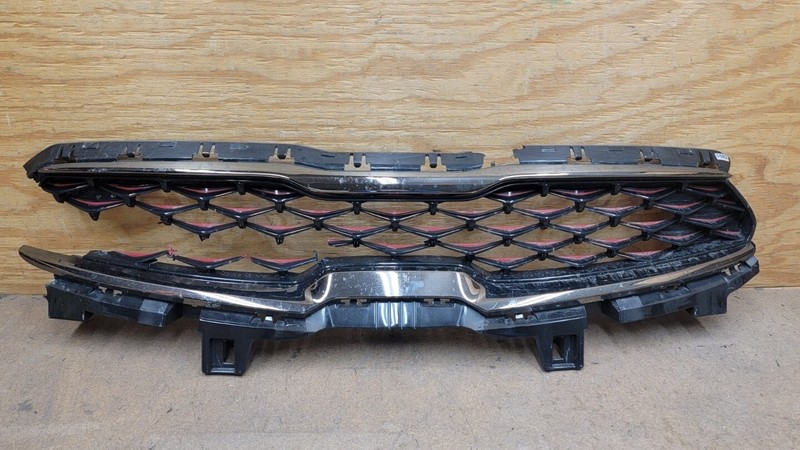 2019 2020 2021 Kia Forte Sedan GT, Forte5 GT Grille OEM 86350-M6200 "DAMAGED "