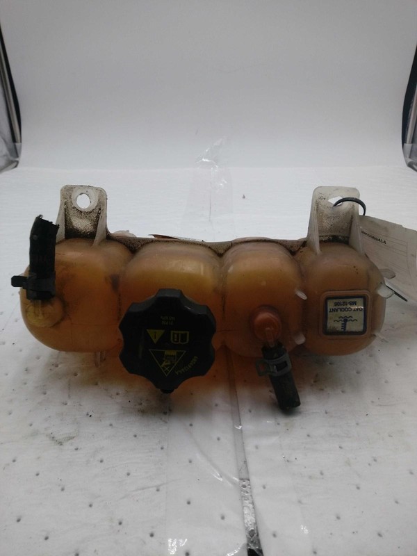 2019 Jeep Cherokee Engine Coolant Reservoir Black OEM 68251840AC 2.0L