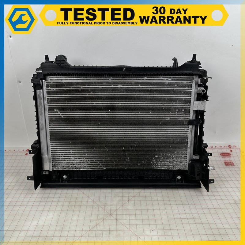 17-19 JAGUAR XE 3.0L ENGINE COOLING RADIATOR W/ FAN ASSEMBLY OEM