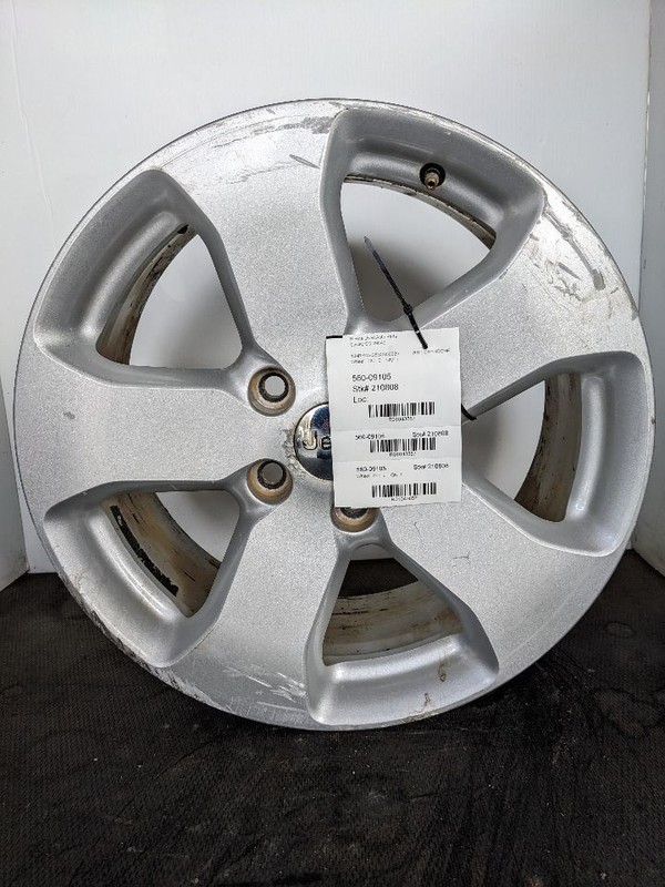 Wheel Road Wheel 18x8 Painted Silver Fits 11-13 GRAND CHEROKEE 1043857