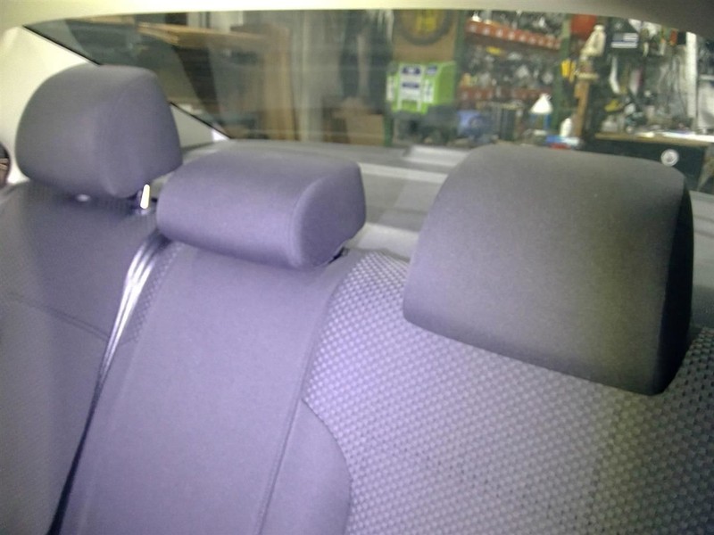 JETTA 2012 3 Rear Headrests 1754467