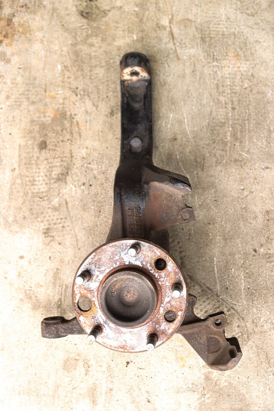 93-97 Camaro SS Z28 Firebird Firehawk LH Driver Front Spindle OEM *USED*