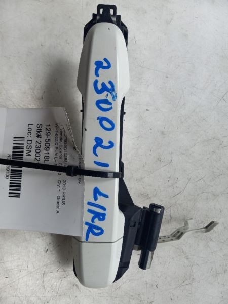 12-19 TOYOTA PRIUS C 1.5L DRIVER SIDE REAR (EXTERIOR) DOOR HANDLE