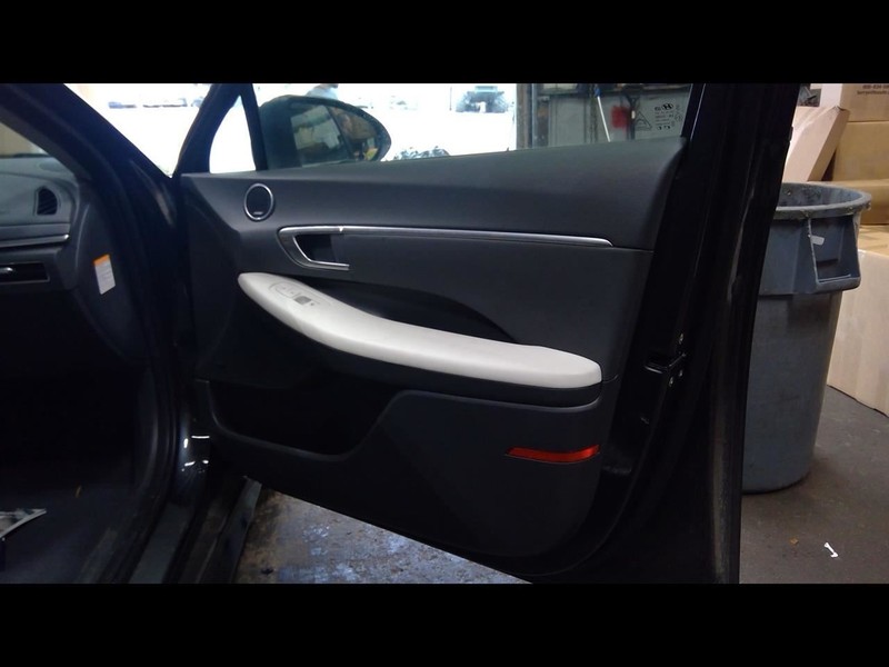 2023 SONATA Passenger Right Front Door Trim Panel 1605178