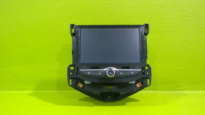 17 SONIC CRUZE TRAX FACTORY RADIO RECEIVERID:42532827OEM 3618-2