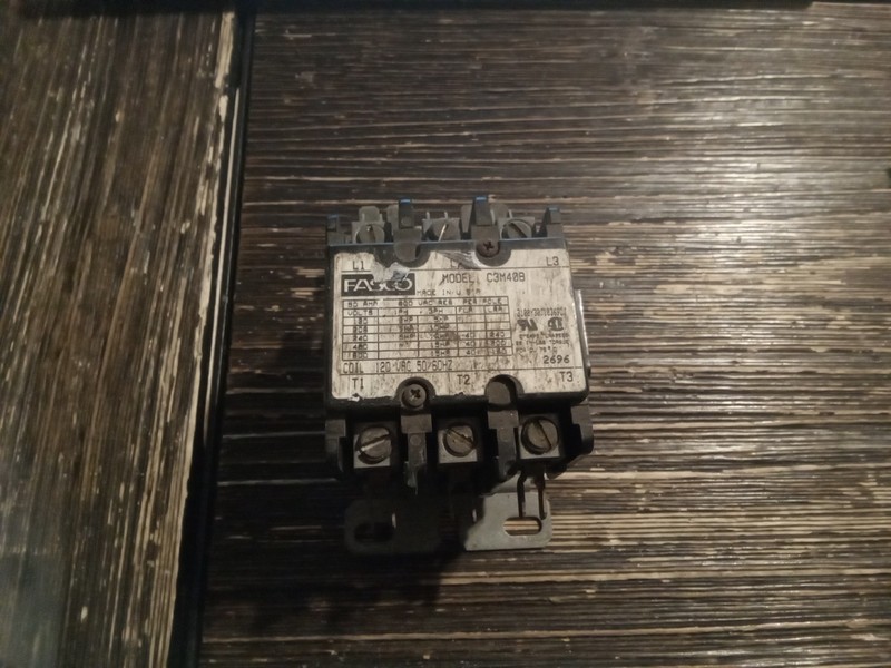 FASCO Model C3M40B 120Vac Contactor Rely.