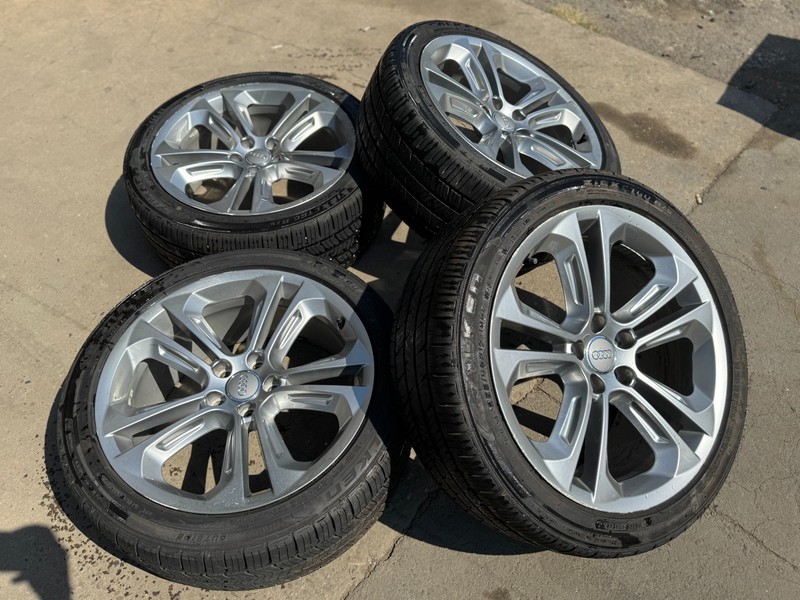 Wheels 19" 2011-2018 Audi Q3 Q5 SQ5 tires 255/40 R19 OEM 8U0601025AD