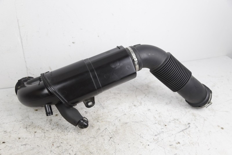 20-24 BMW 228i F44 F39 F48 TURBOCHARGER INTERCOOLER AIR DUCT TUBE PIPE W/ SENSOR