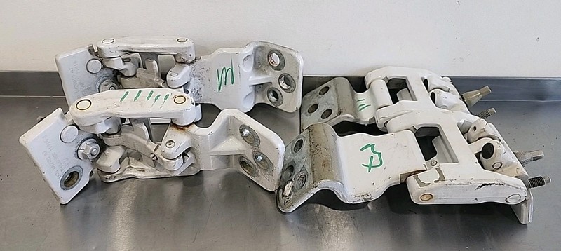 15-17 FORD TRANSIT 250 REAR LEFT RIGHT BACK TRUNK DOOR HINGE UPPER/LOWER OE SET