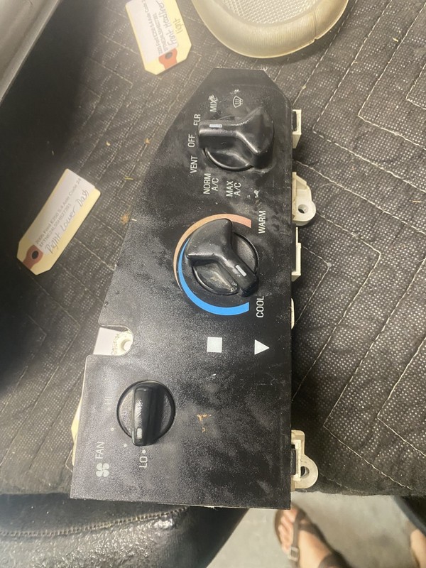 2005-2014 Ford E150 E250 E350 A/C Controls OEM