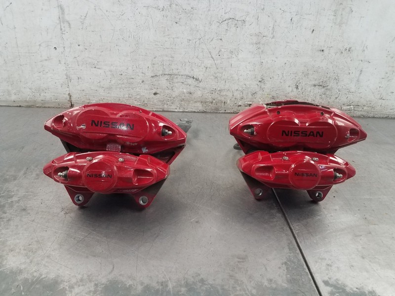 2015 Nissan 370Z Nismo Akebono Brake Caliper Set - * #0785 K3