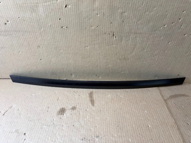 ✅ 12-20 Tesla Model S Rear Trunk Lid Liftgate Trim Molding 1647807-00-A