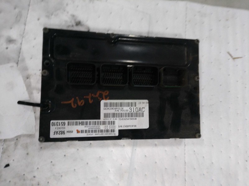 2008 Chrysler 300 Engine Control Module ECM 5.7L OEM 84000 Miles Red