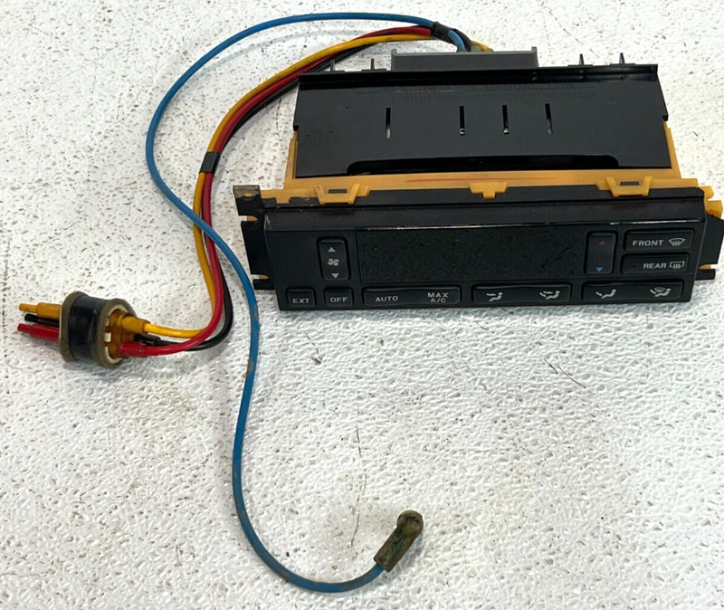 98-02 Lincoln Town Car Climate Heater A/C Fan Control OEM