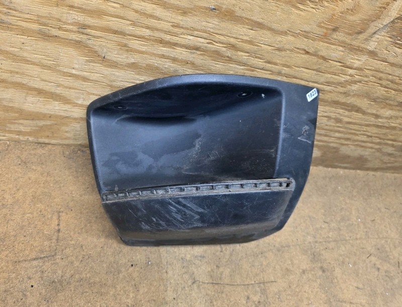 14-18 Chevrolet Silverado 1500 Rear Right Passenger Bumper Step Pad OEM 23108153