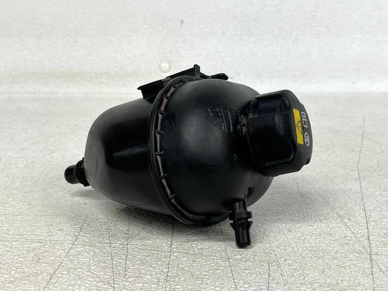 ⭐2018-2024 BMW X3 XDRIVE RADIATOR COOLANT EXPANSION RESERVOIR TANK OEM LOT2593