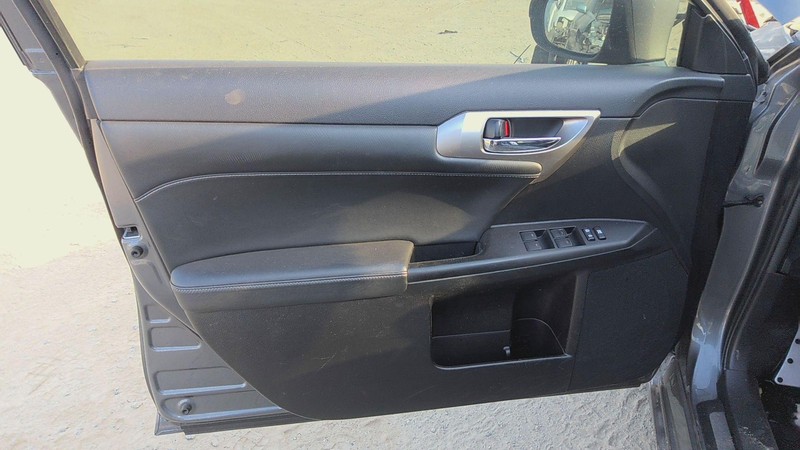 Front Door Trim Panel LEXUS CT200H Left 17 16 15 14 13 12 11