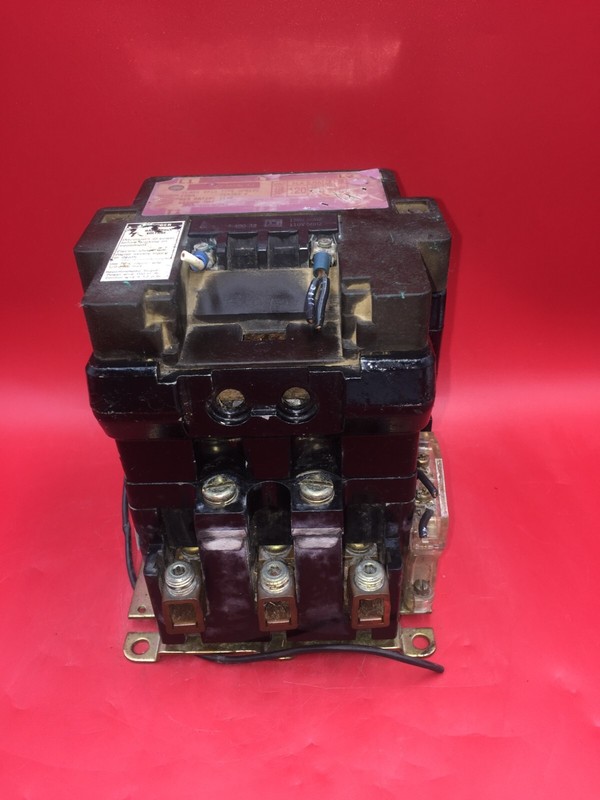 SQUARE D CONTACTOR 600 VAC DPA123 WD-9231*