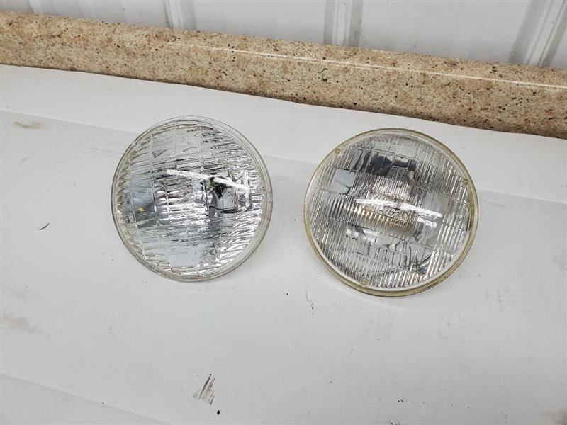 Passenger Right Headlight Fits 75-78 CHRYSLER (RWD) 277550