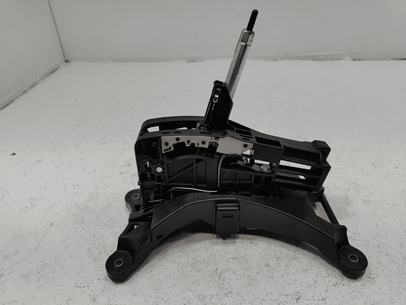 2024-2025 BUICK ENVISTA AUTOMATIC TRANSMISSION GEAR SHIFTER LEVER OEM