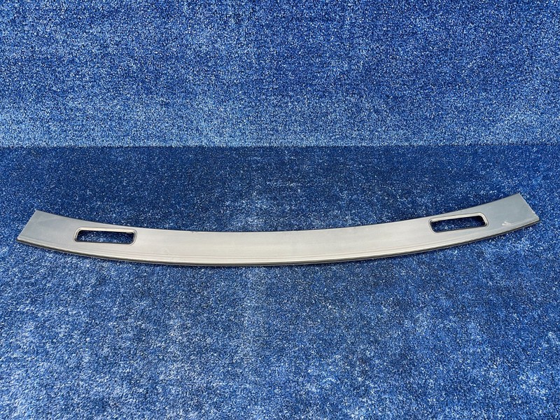 2016–24 CHEVROLET CAMARO LS OEM FRONT WINDSHIELD FOLDING TOP RAIL MOLDING PANEL