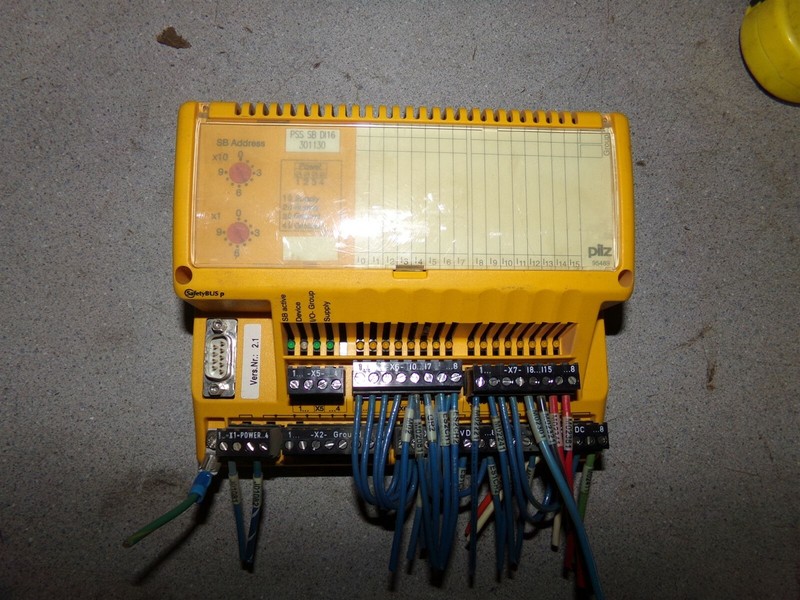 Pilz PSSSB DI16 SafetyBUS Digital Input Module *FREE SHIPPING*