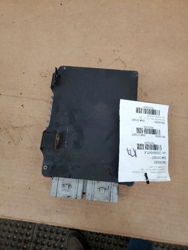 Engine ECM Electronic Control Module Left Hand Fender Fits 02 CARAVAN 291970