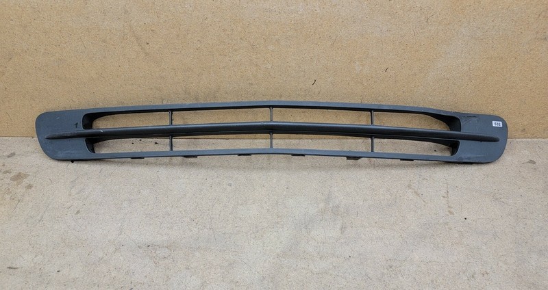 2008-2009 Buick LaCrosse Front Bumper Grille Center Lower OEM