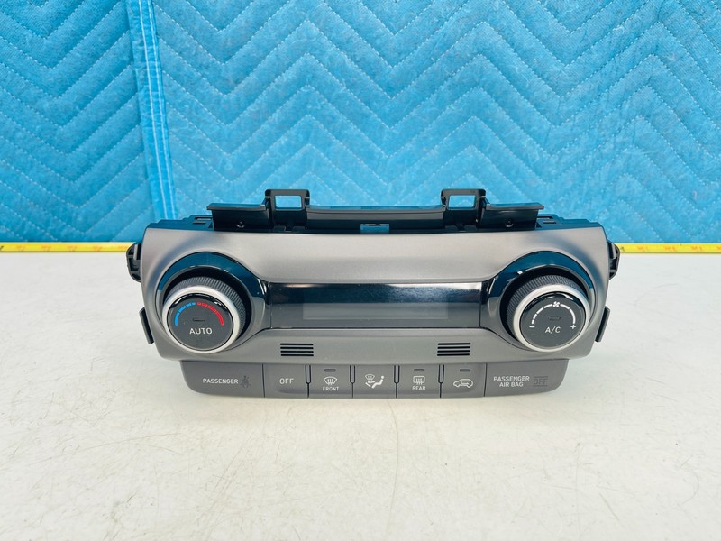 2018–2023 Hyundai Kona A/C Heater Climate Control Panel 97250J9411 OEM