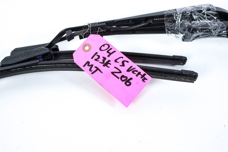 97-04 Corvette C5 Windshield Wiper Arms LH RH Pair *USED*