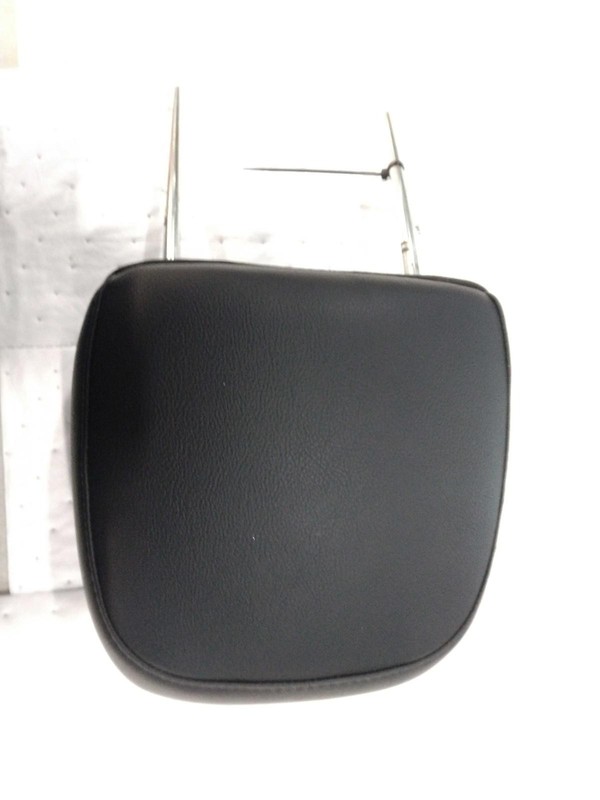 2008 Jeep Grand Cherokee Black Right Side Headrest - Used, 115K Miles