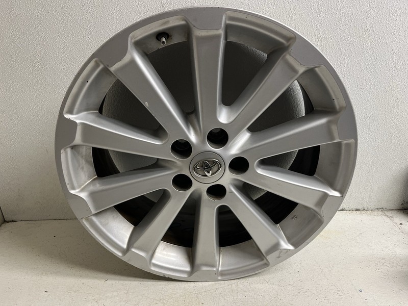 2009-2013 Toyota Venza 19x7.5 Alloy 10 Spoke Wheel Rim 19" TPMS