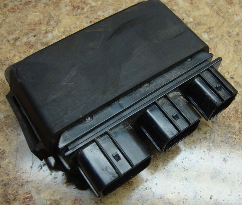 2013 Kawasaki Ninja EX650 EX 650 E 650E Fuse Junction Box Fuze EX650E 2014
