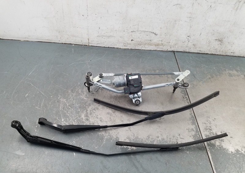 2024 Audi RS3 8Y Quattro Windshield Wiper Motor / Arms #1259 D1